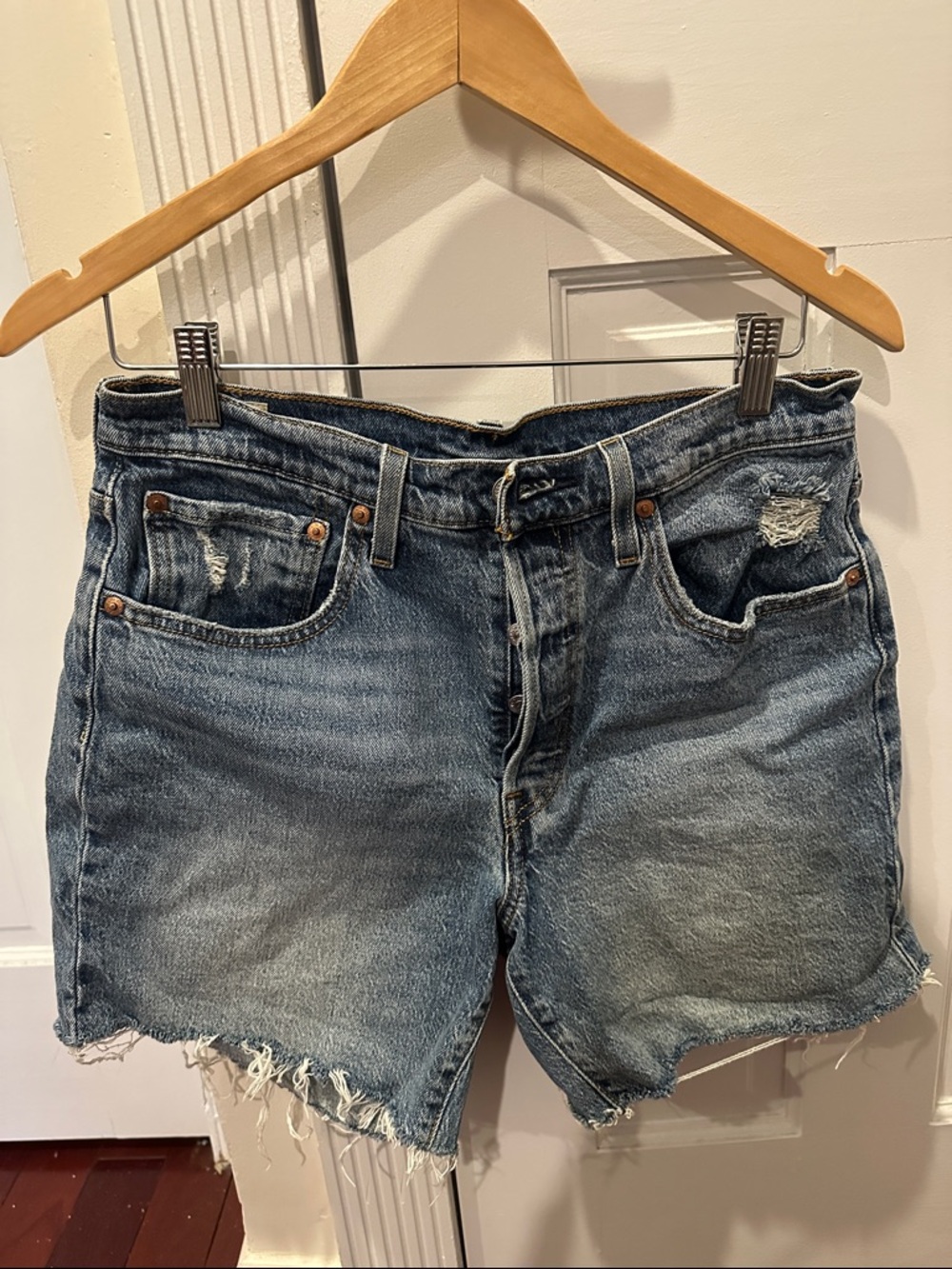Levi’s 501 mid thigh denim jeans